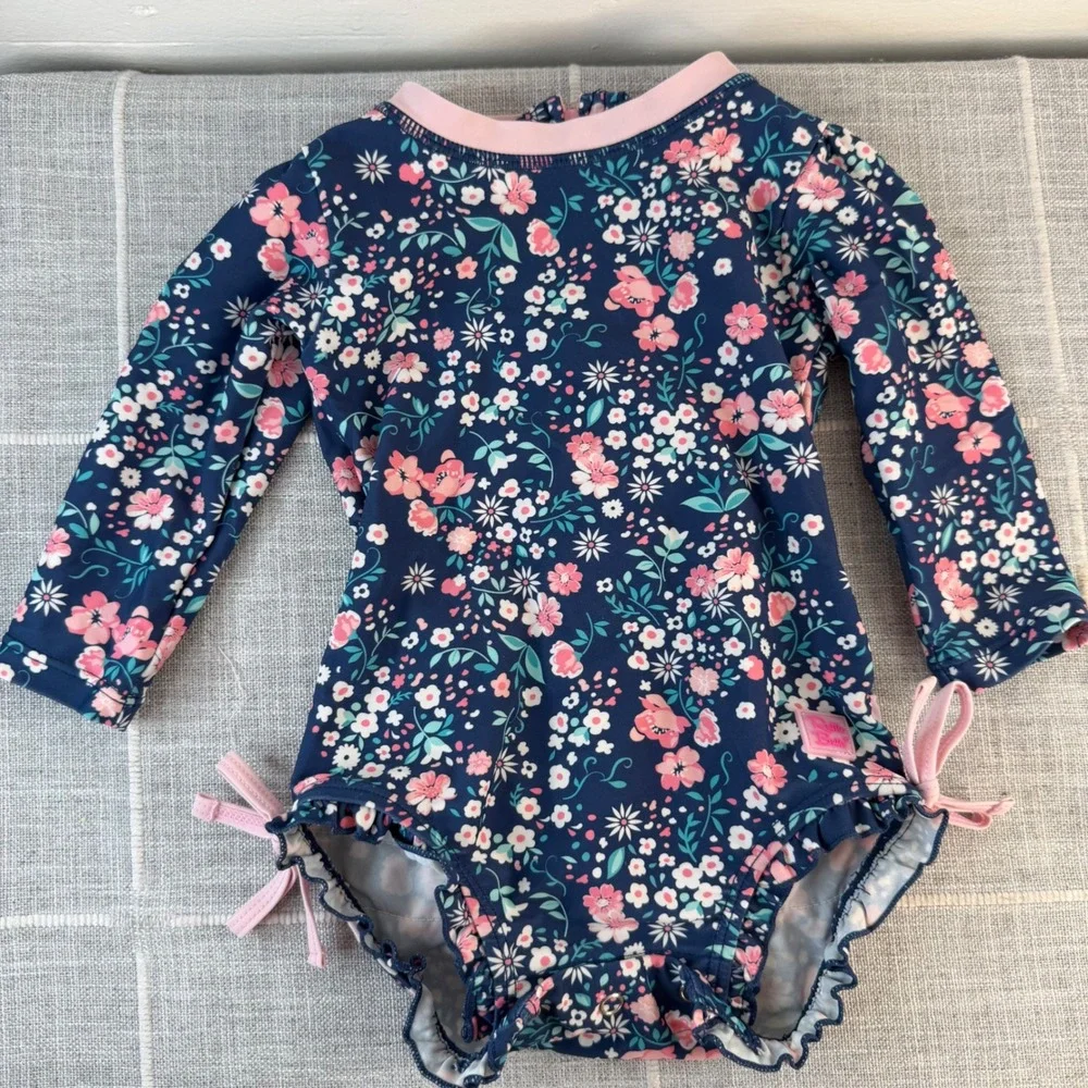 Ruffle Butts Long Sleeve Swimsuit 6-12 Months Blue Floral With Hat‎